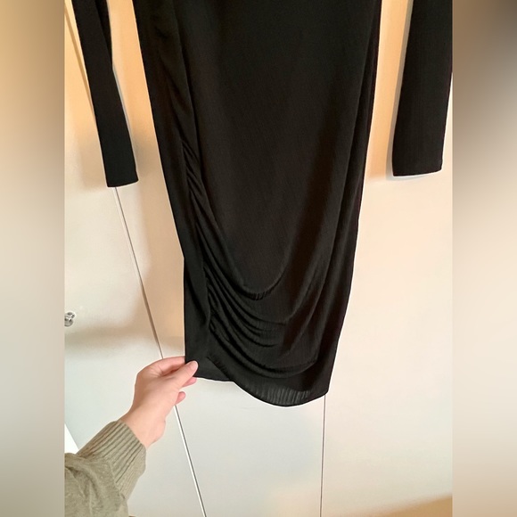 Black H&M bodycon style dress (small) - Picture 3 of 5